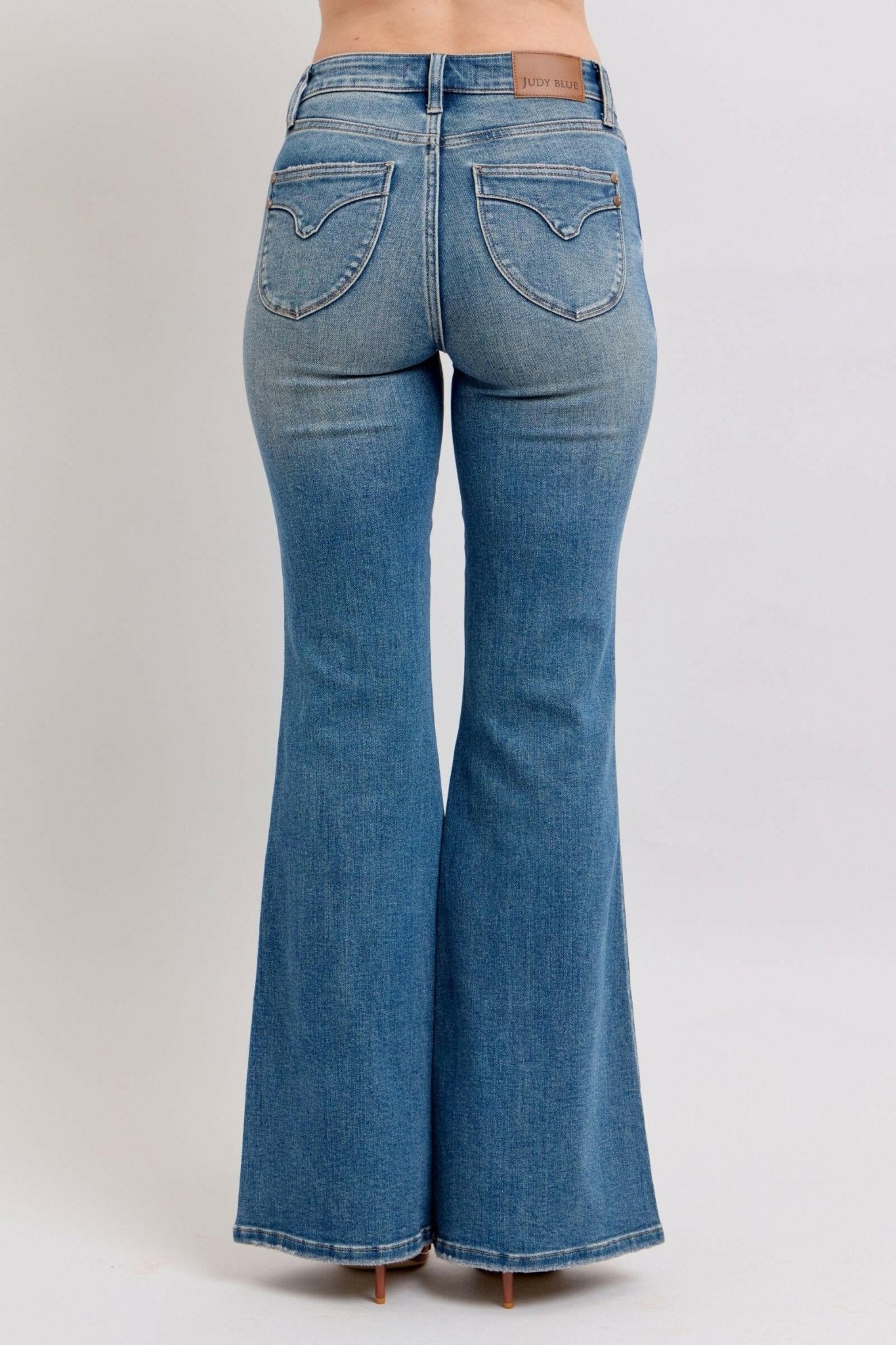 Boutique / Judy Blue MR Tummy Control Vintage Wash Jeans - Judy Blue - The Orange Habit