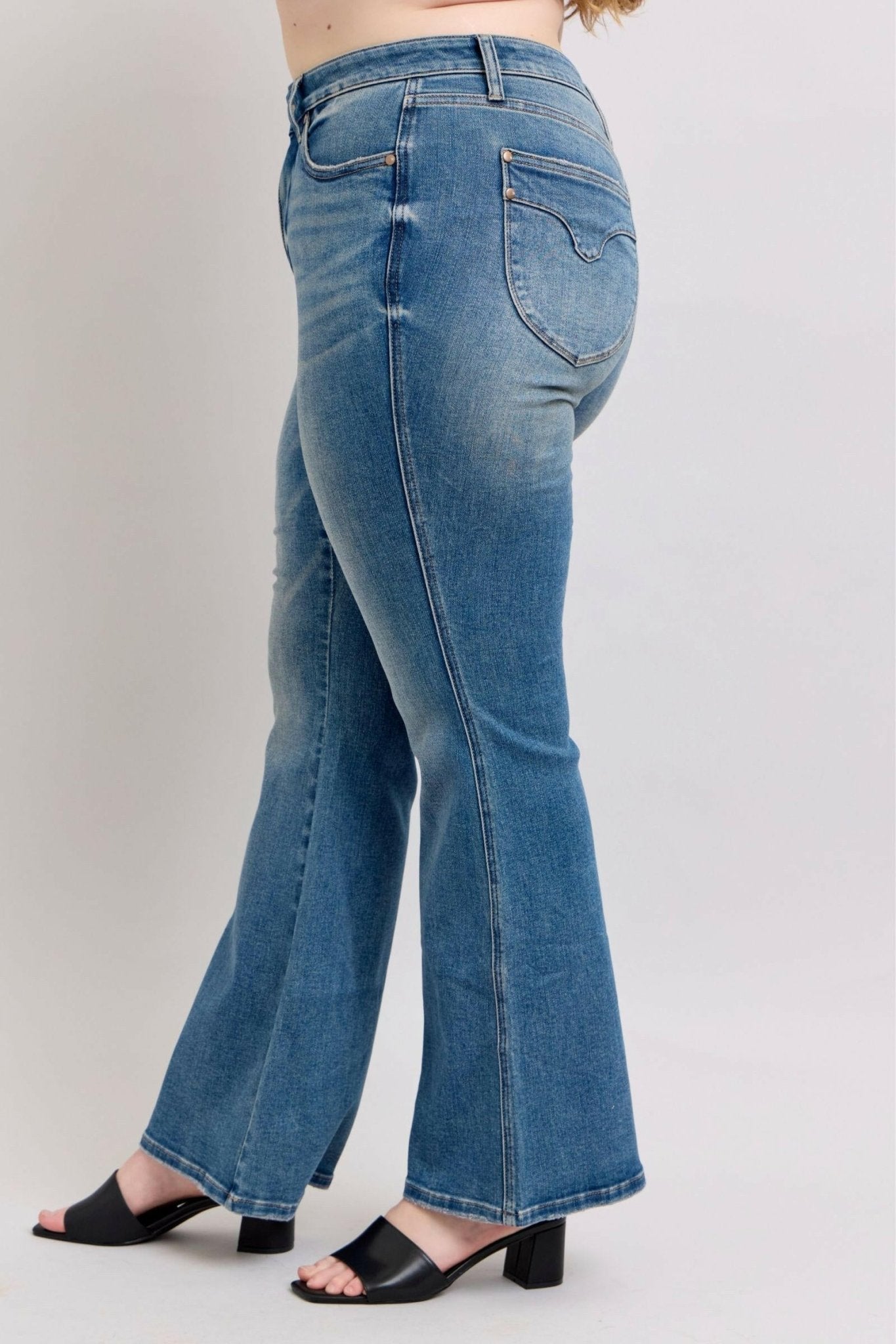 Boutique / Judy Blue MR Tummy Control Vintage Wash Jeans - Judy Blue - The Orange Habit