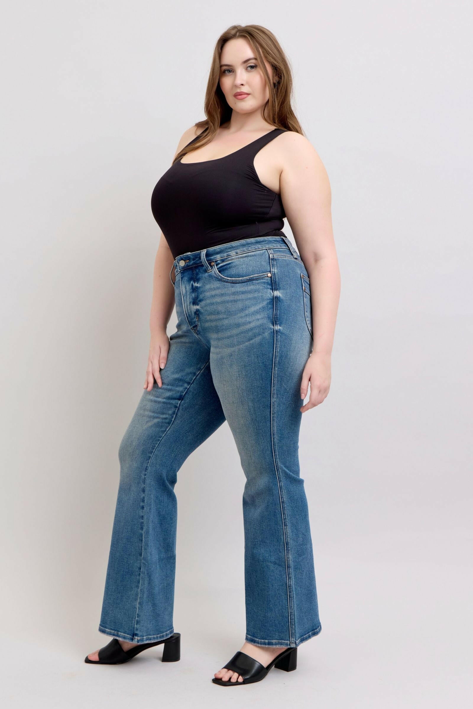 Boutique / Judy Blue MR Tummy Control Vintage Wash Jeans - Judy Blue - The Orange Habit
